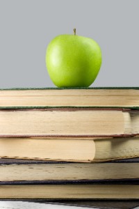 books_and_apple